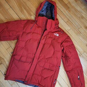 The North Face Red Hooded Puffer Jacket Small Insulated Winter Outdoor Hiking